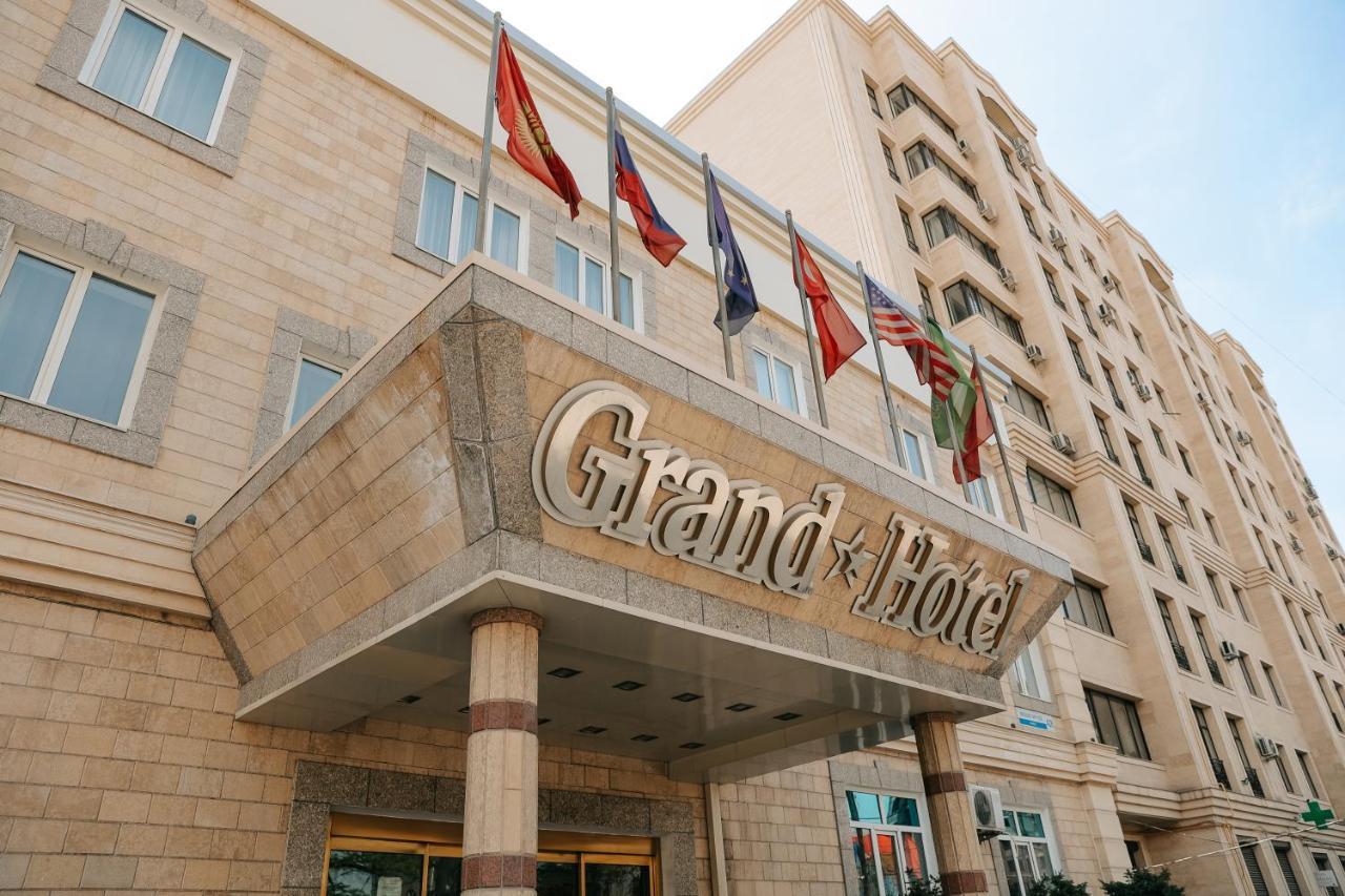 Grand Hotel Bishkek Exterior foto