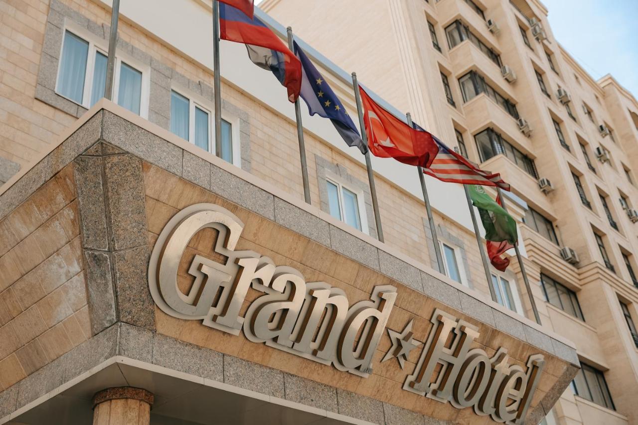 Grand Hotel Bishkek Exterior foto